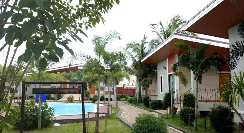 Baan Pran Boutique Resort Хуа Хин Экстерьер фото