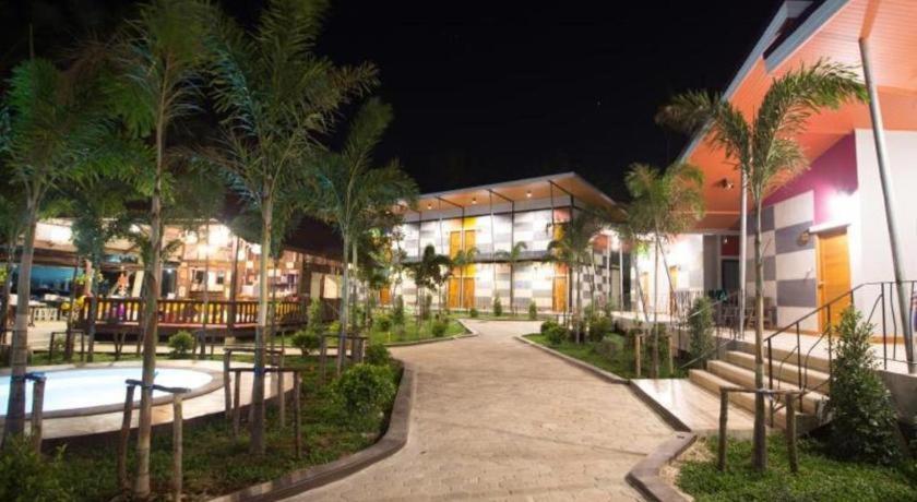 Baan Pran Boutique Resort Хуа Хин Экстерьер фото